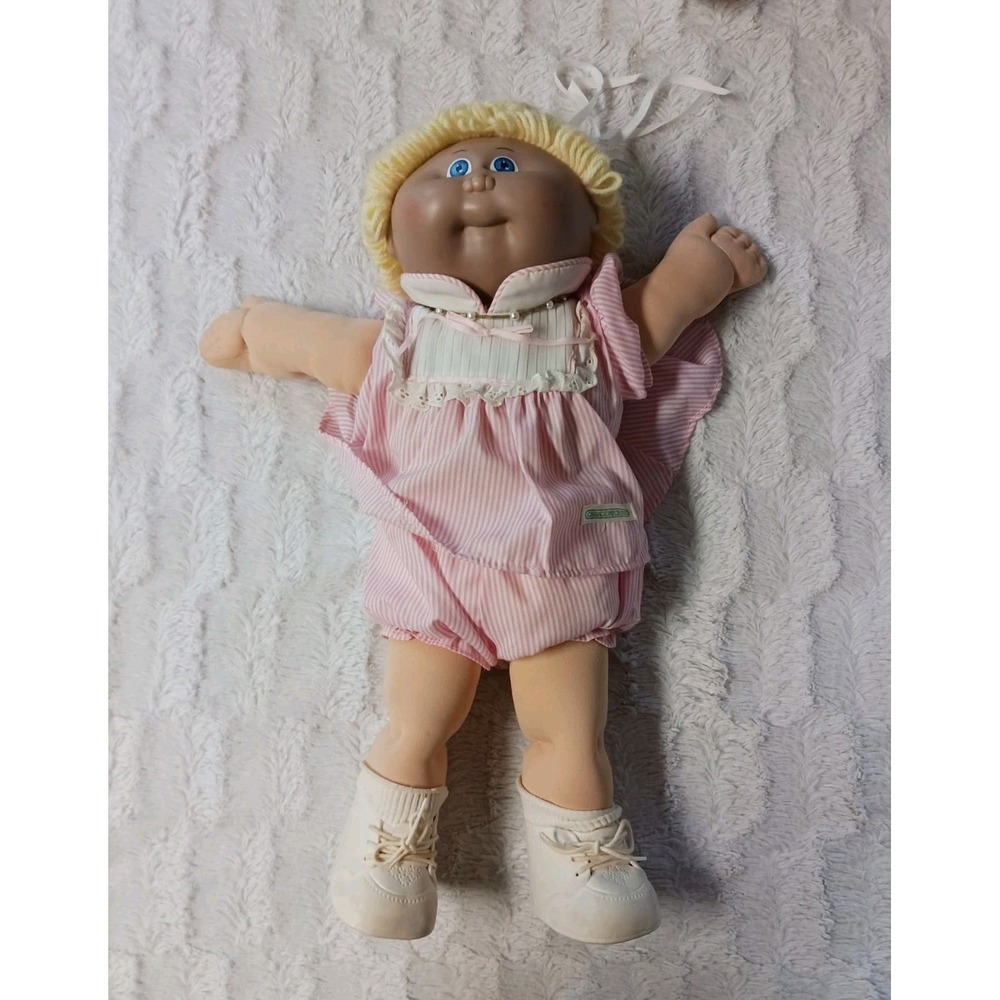Vintage Cabbage Patch Kids Doll Girl 1982 Curly Blonde Hair Blue Eye Tan Skin
